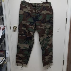Propper Camouflage pants. XL/R